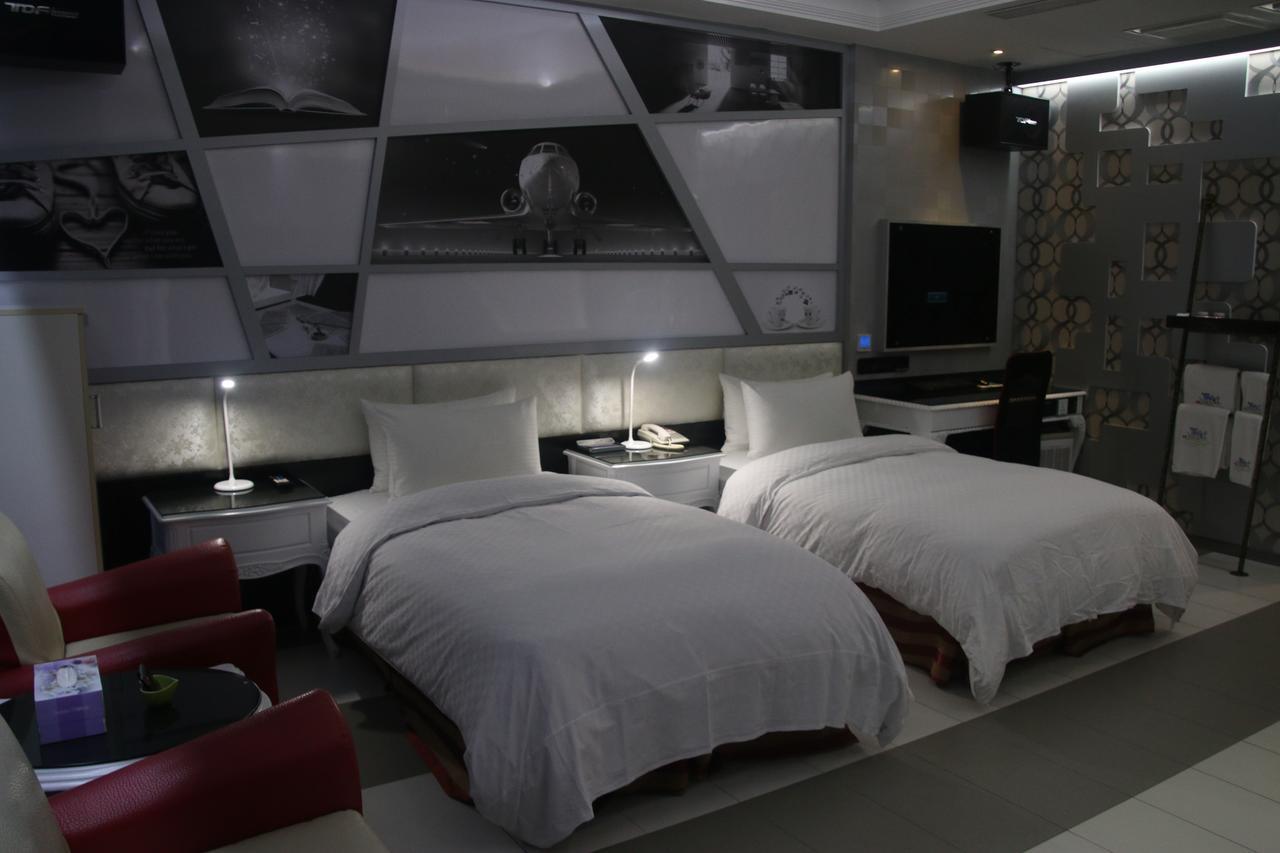 Kai-Hong Motel Longtan Exteriér fotografie